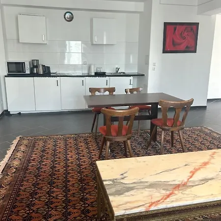 Garden Loft Haven Apartment